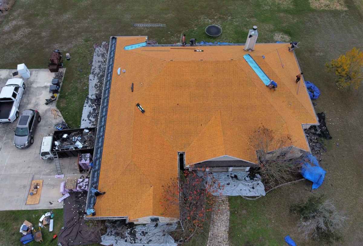 Rooftop Protection: The Importance of Expert Roofing&nbsp;Services